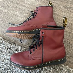 Dr Martens Newton